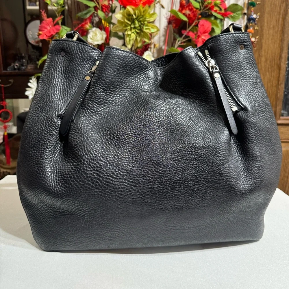 Burberry Black Pebbled Leather Hobo Shoulder Bag